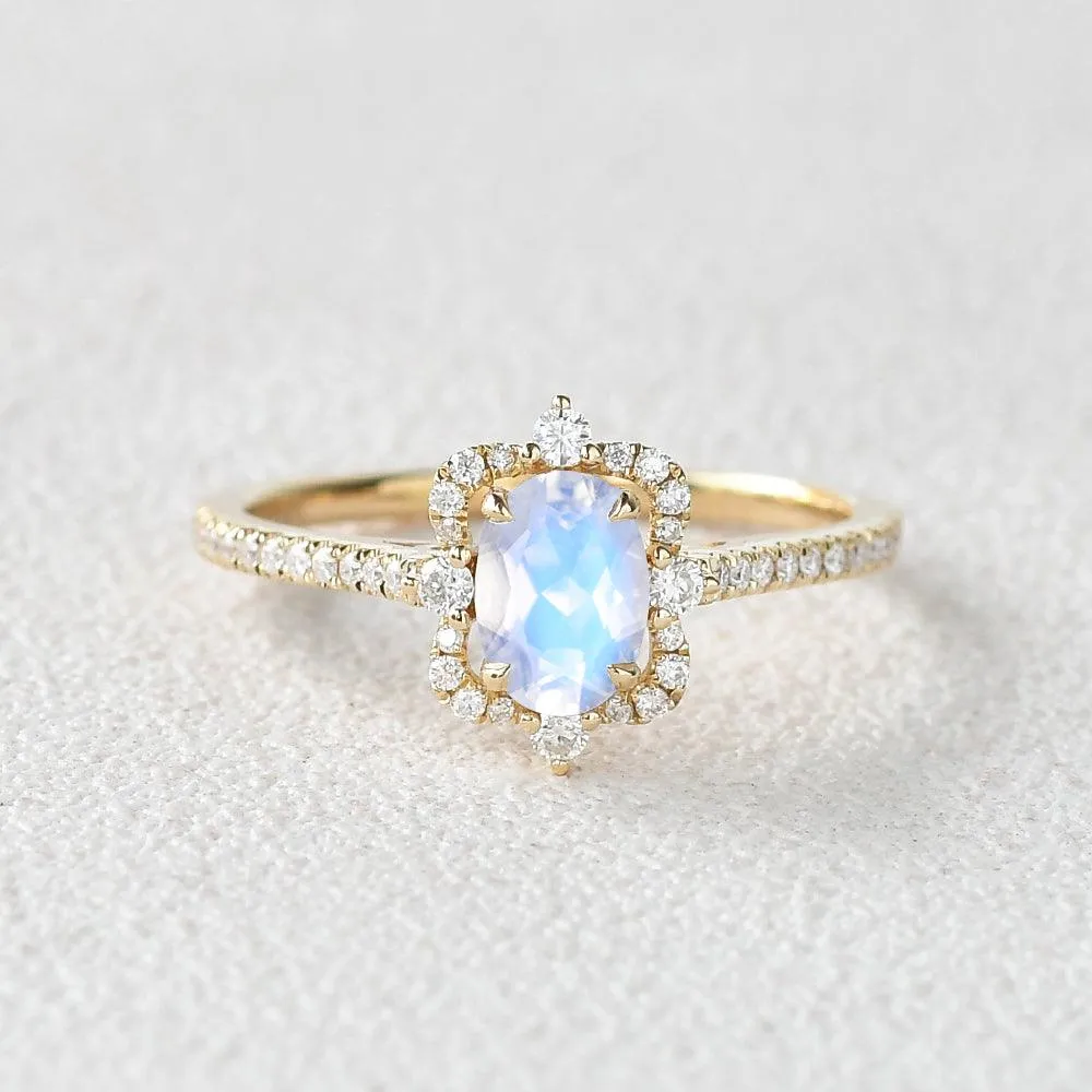 1.0ct Byzantine Moonstone Vintage Ring