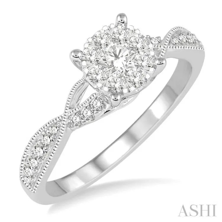 1/2 Ctw Round Cut Diamond Lovebright Engagement Ring in 14K White Gold