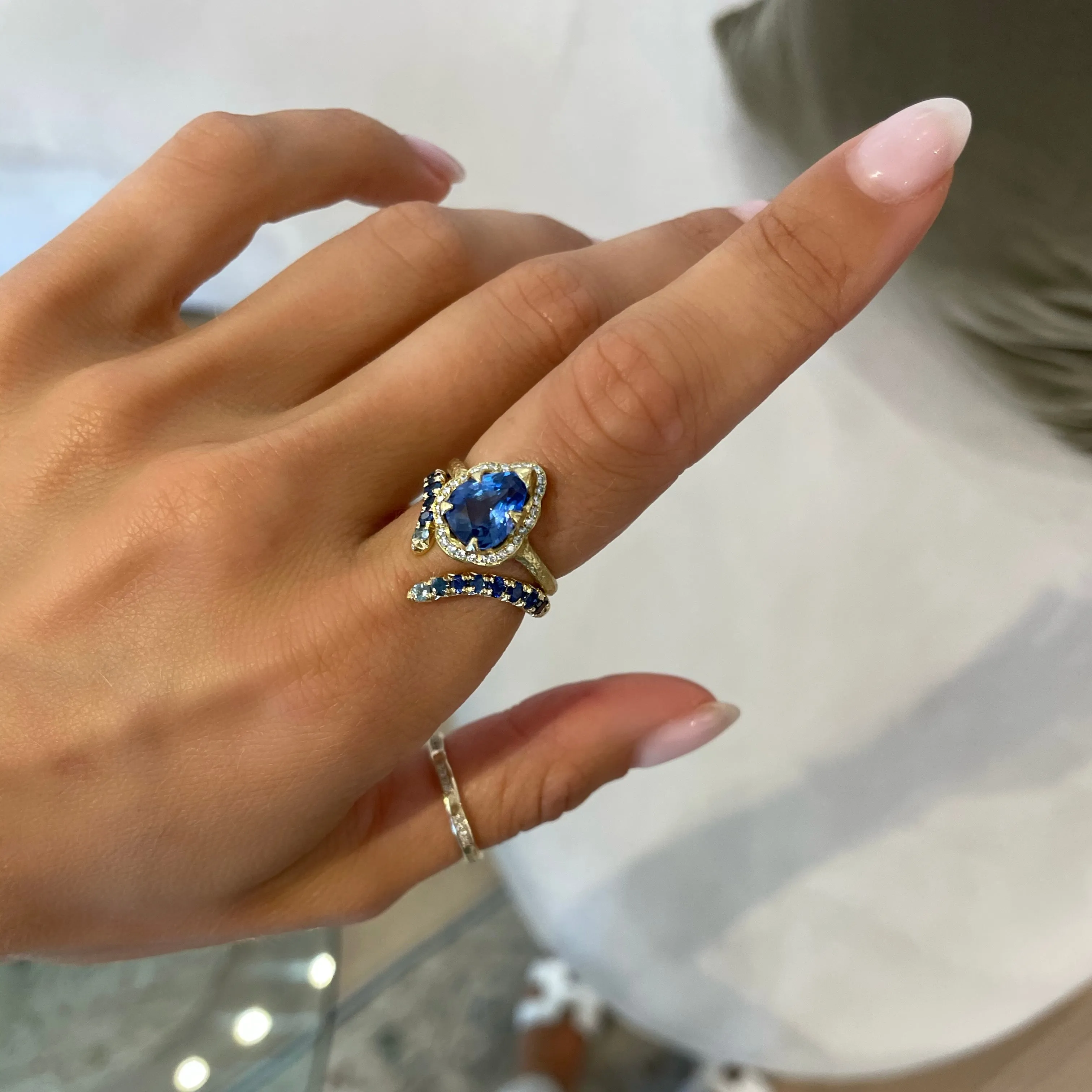 18k Premium Baby Queen Water Drop Sapphire Ring with Full Pavé Halo