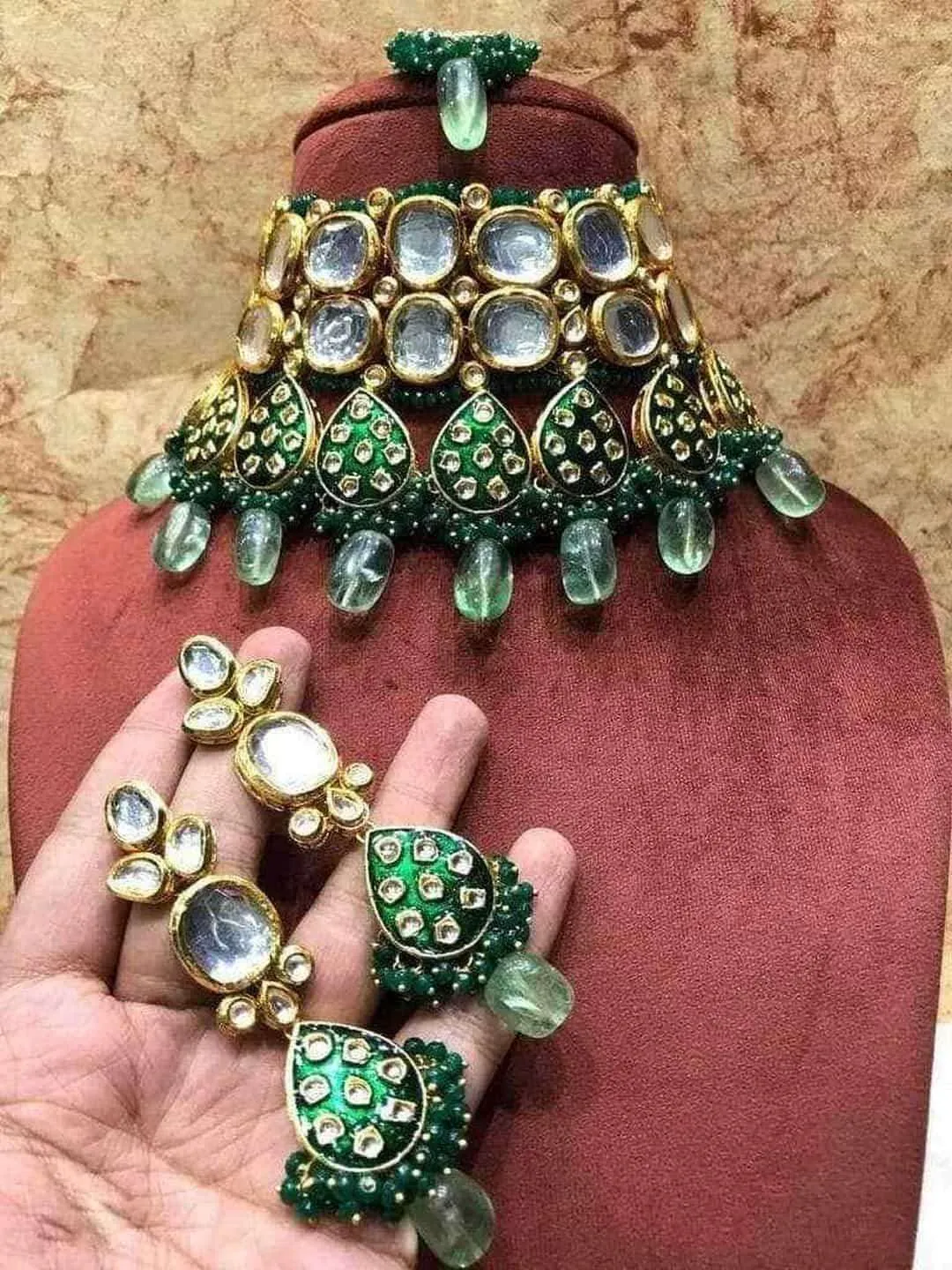 Big Kundan Necklace