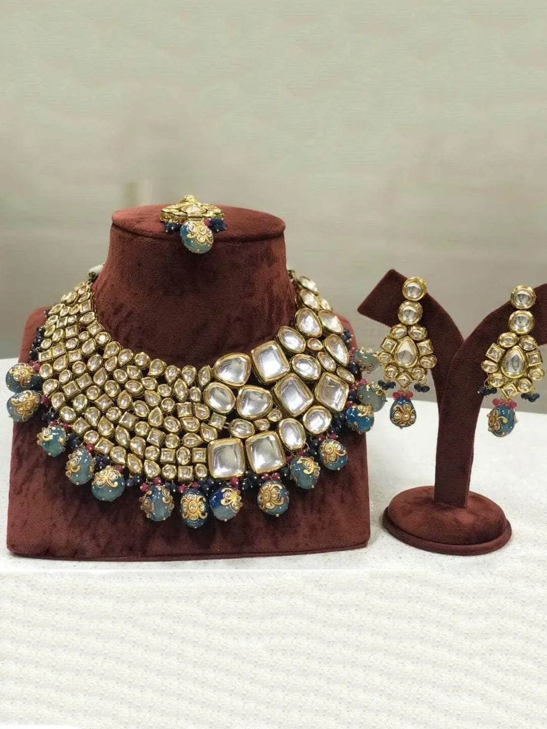 Big Kundan Semi Precious Bridal Necklace