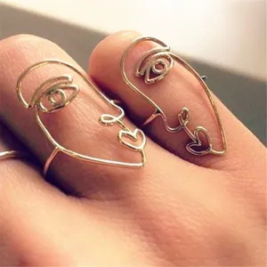 Dual Faces Rings