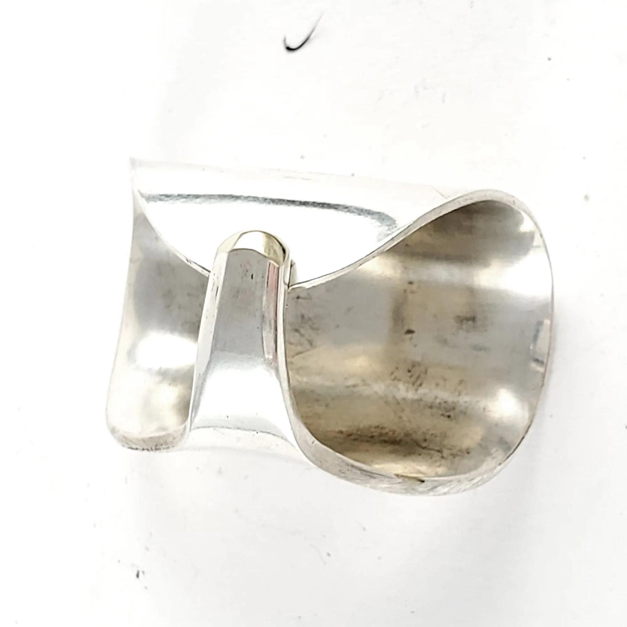 International Silver 13 Colonies Shield Spoon Ring