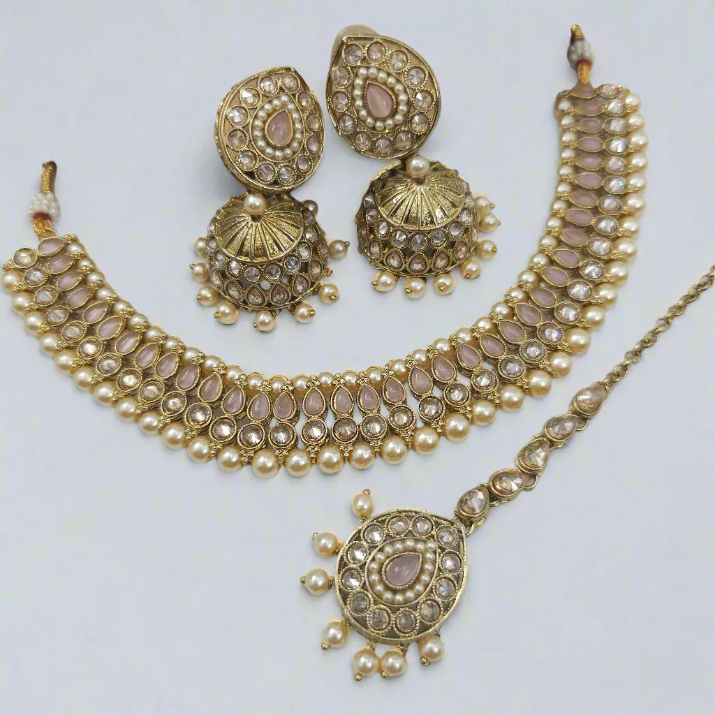 Mahi Necklace Set