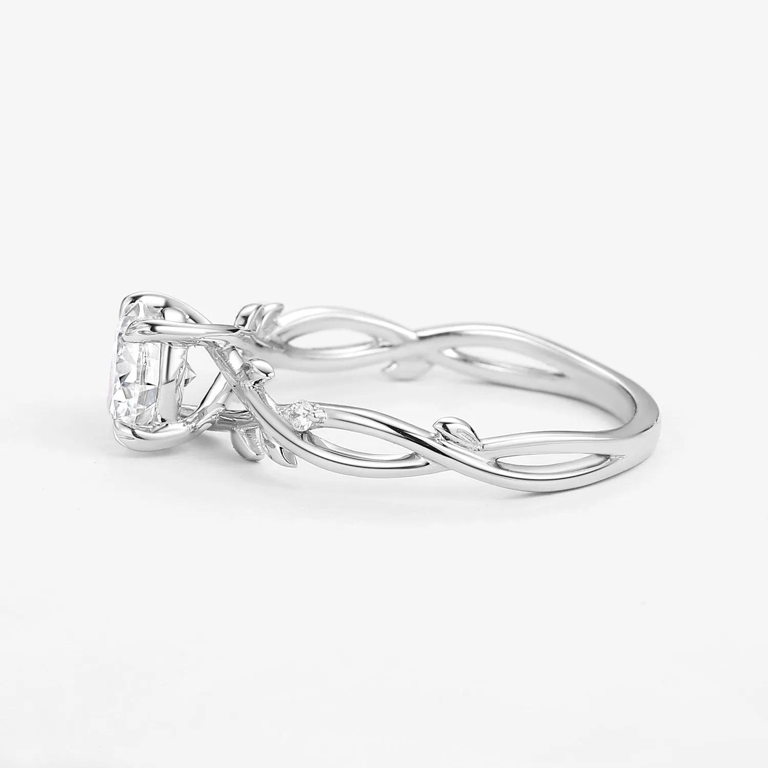 Moissanite Leafy Vintage Engagement Ring - Savannah