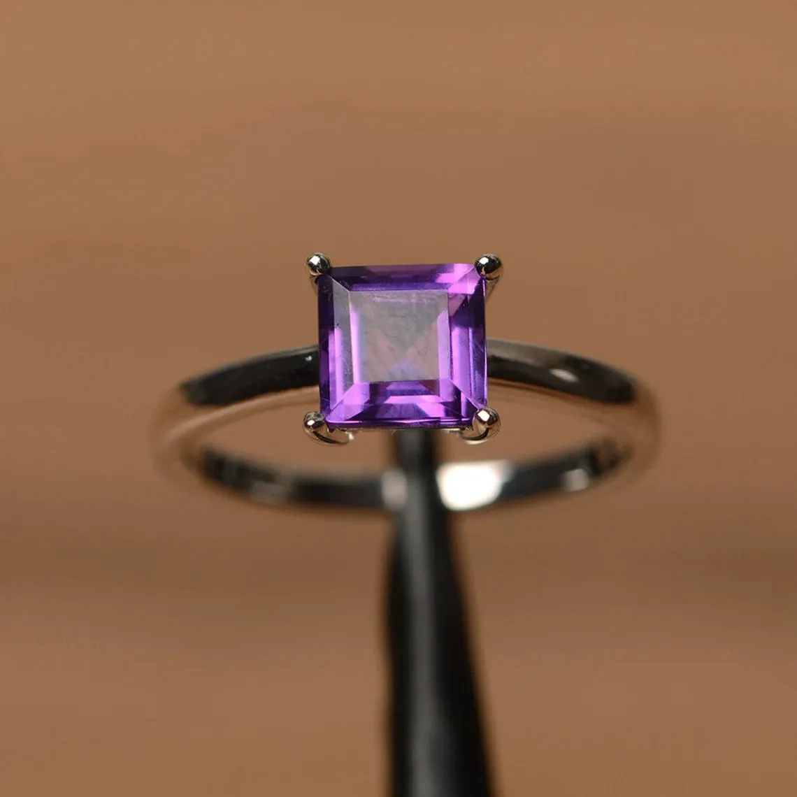 Natural Square Cut Amethyst Simple Solitaire Ring - 925 Sterling Silver Rings