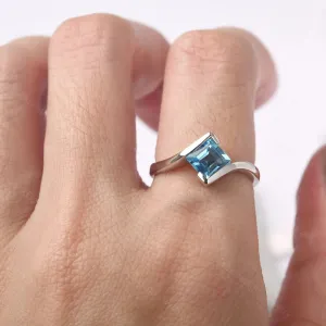 Natural Square Cut Swiss Blue Topaz Solitaire Ring  - 925 Sterling Silver Ring