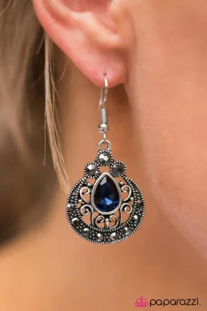 Paparazzi Earring ~ Jewel Thief - Blue