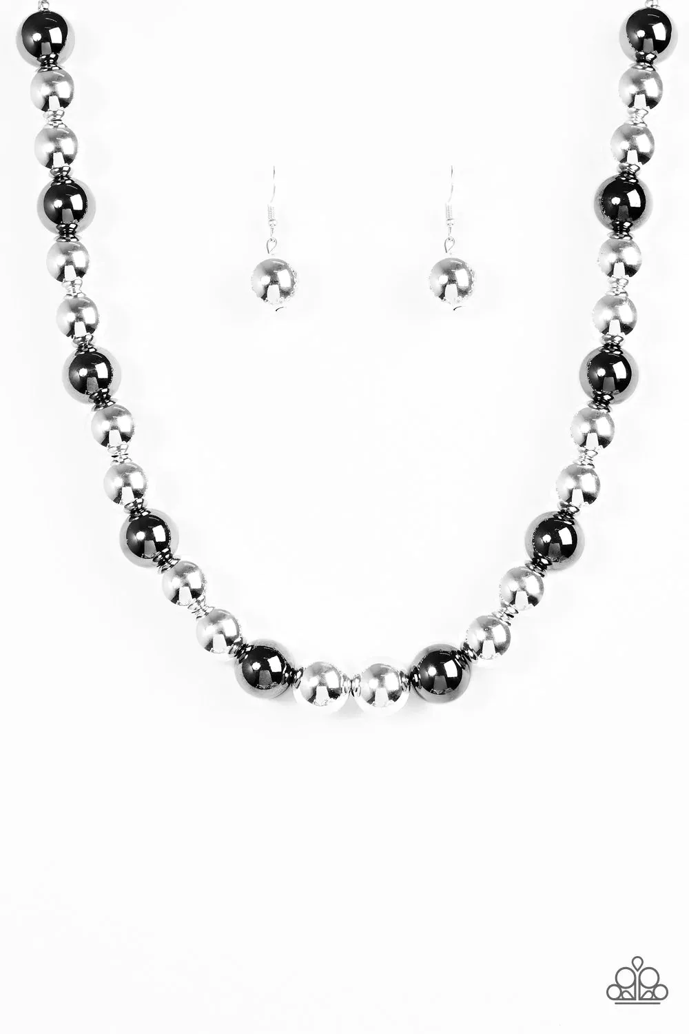 Paparazzi Necklace ~ Downtown Drama - Silver