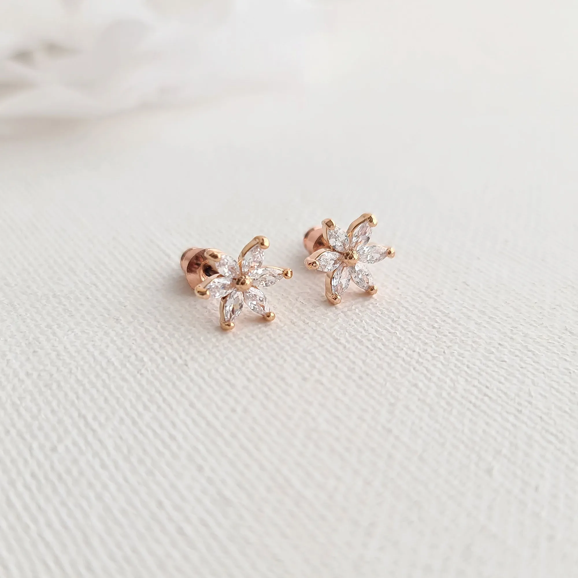 Sparkling Flower Stud Earrings-Trisha