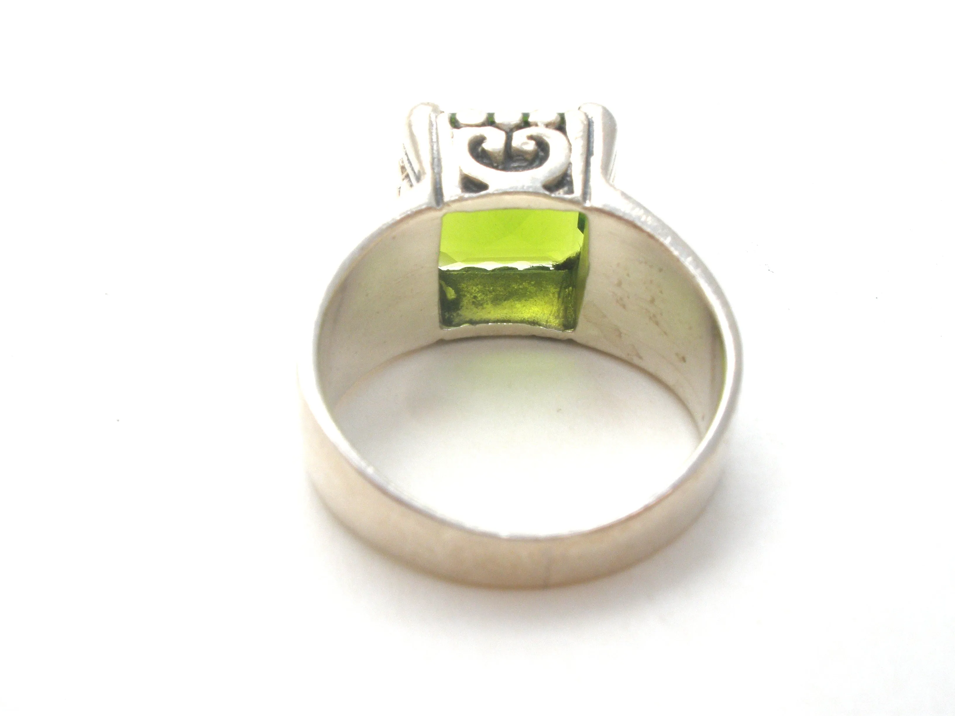 Sterling Silver Green Peridot Ring Size 9