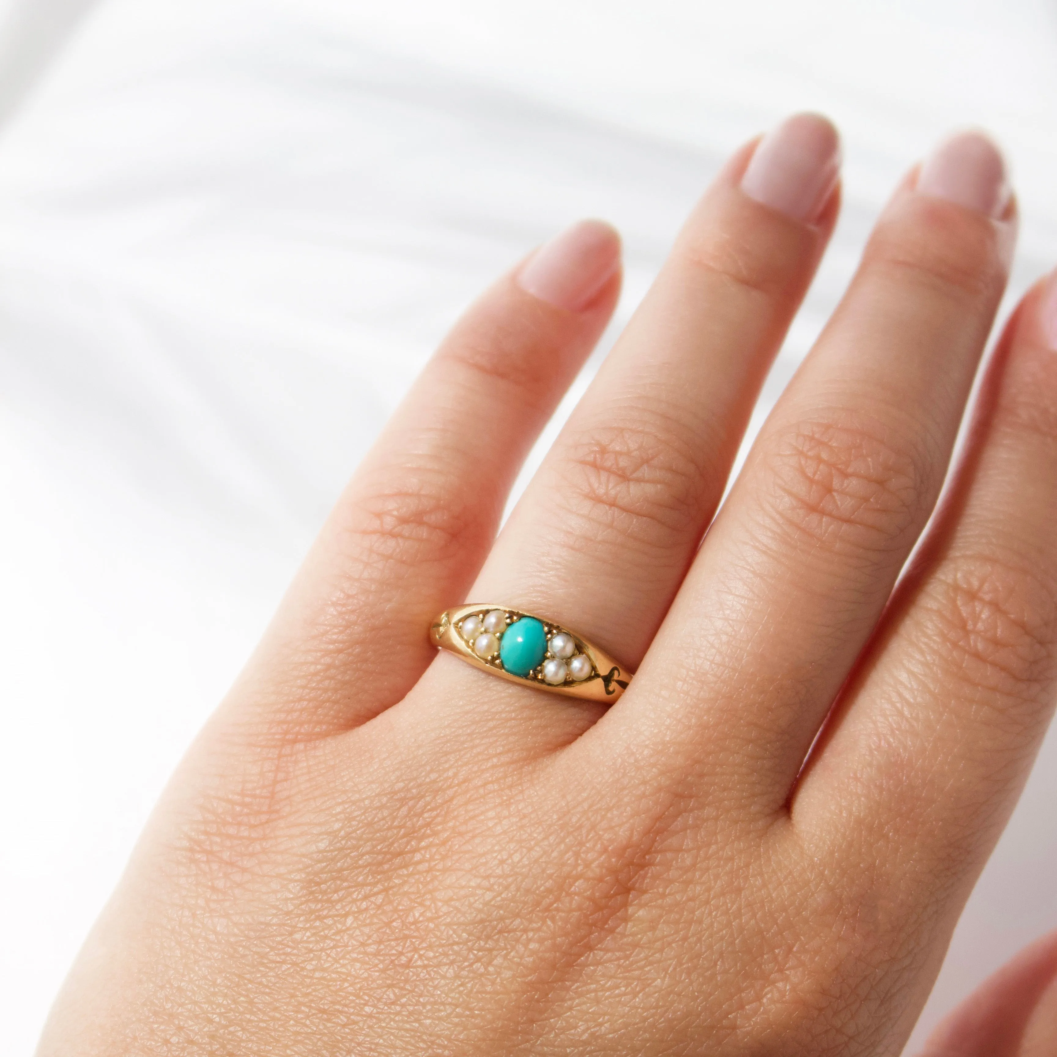 Vintage 18k Yellow Gold Turquoise and Pearl Ring - Uk Size O